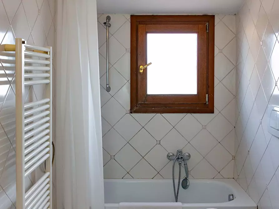 Immagine 9 di Appartamento in affitto  in Via de' Guicciardini10 a Firenze