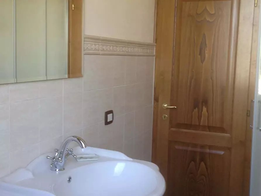 Immagine 37 di Appartamento in affitto  in Strada Provinciale 33 a Cortona