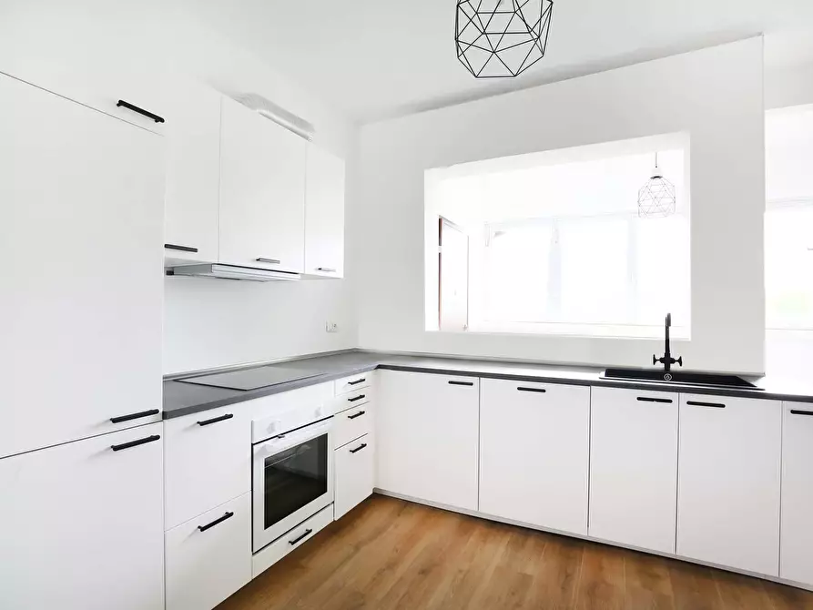 Immagine 13 di Camera in affitto  in Via Carlo Marx26 a Milano