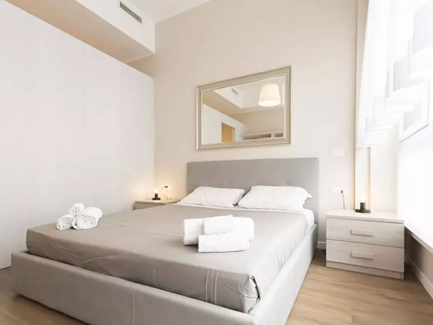 Immagine 14 di Appartamento in affitto  in Via Santa Maria Valle1 a Milano