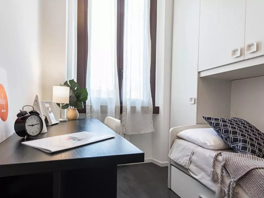 Immagine 3 di Camera in affitto  in Via Giovanni Pezzotti44 a Milano