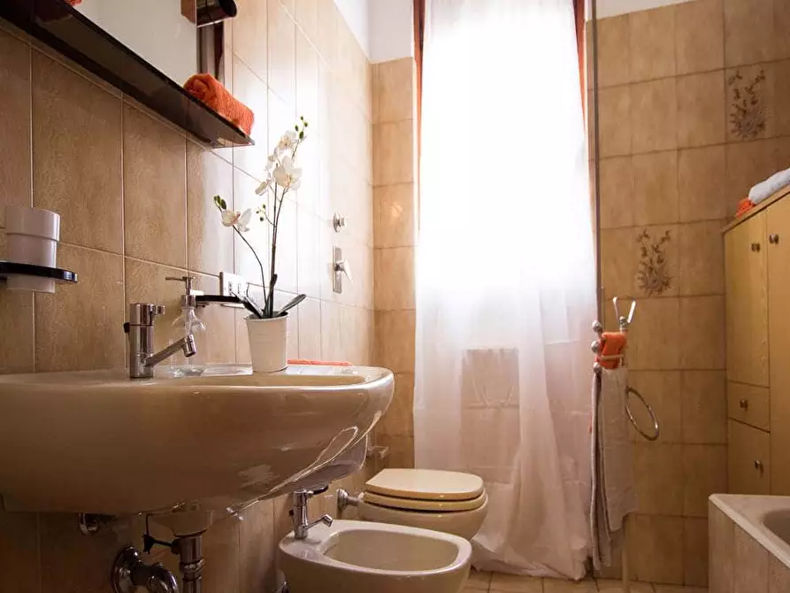 Immagine 12 di Camera in affitto  in Via Cormano26 a Milano