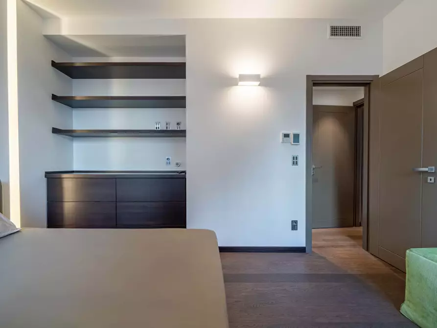 Immagine 44 di Appartamento in affitto  in Via Borgonuovo4 a Milano