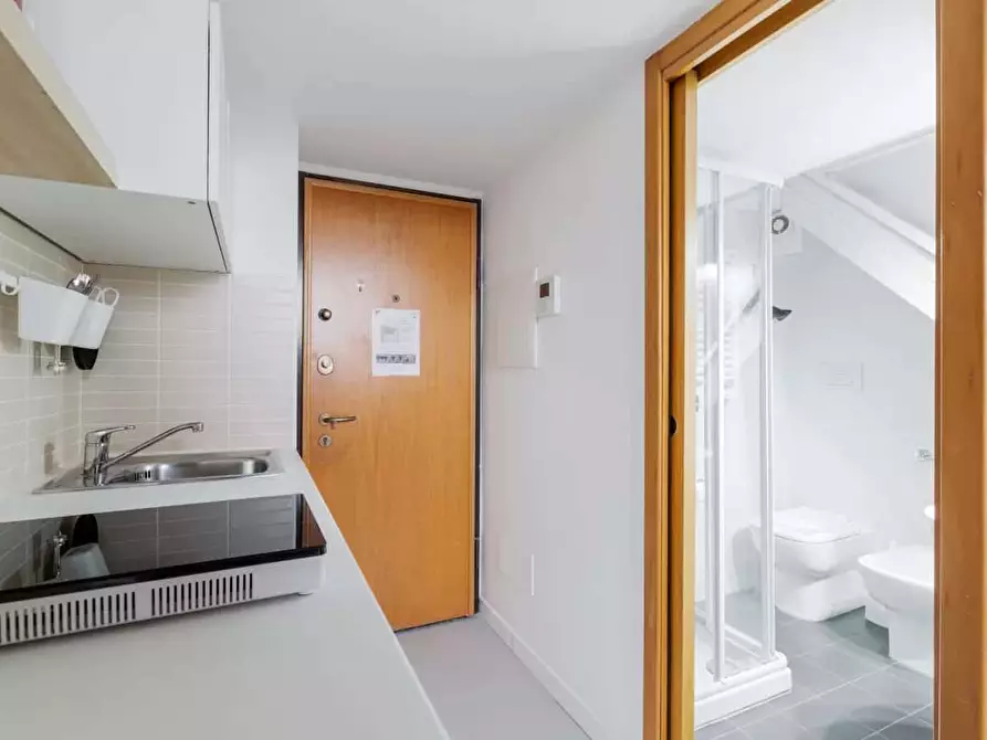 Immagine 7 di Appartamento in affitto  in Corso Magenta25 a Milano