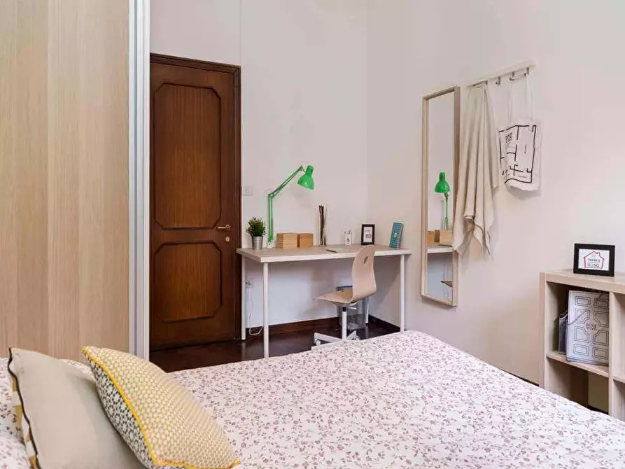 Immagine 3 di Camera in affitto  in Viale Giovanni Vicini20 a Bologna