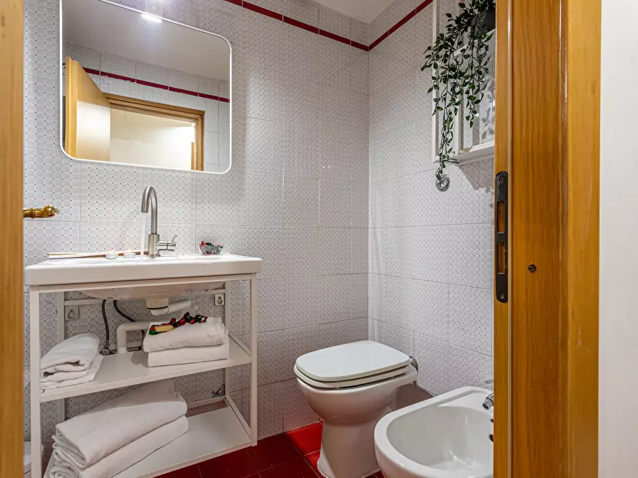 Immagine 39 di Appartamento in affitto  in Via Benedetta8 a Roma