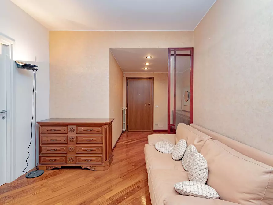 Immagine 22 di Camera in affitto  in Via Francesco Caracciolo77 a Milano