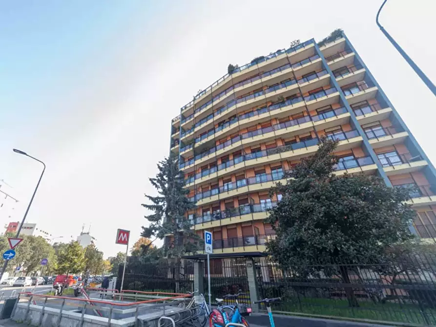 Immagine 31 di Appartamento in affitto  in Viale Legioni Romane55 a Milano