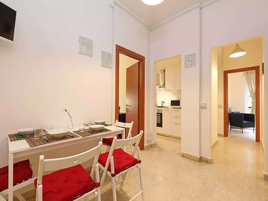 Immagine 13 di Camera in affitto  in Via Oderisi da Gubbio198 a Roma