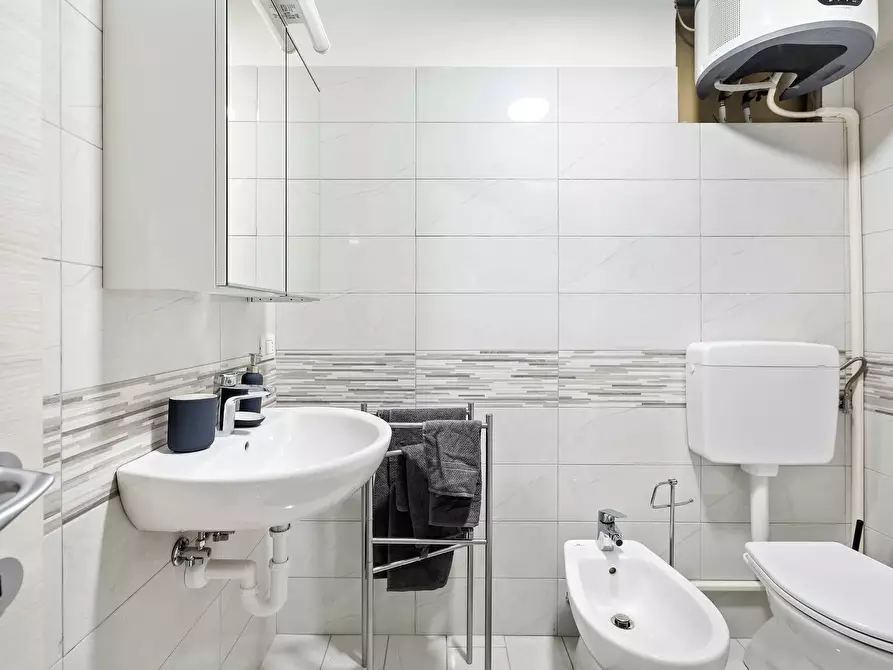 Immagine 10 di Camera in affitto  in Via Privata Deruta22 a Milano