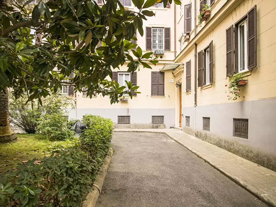Immagine 44 di Appartamento in affitto  in Via Donatello50 a Roma