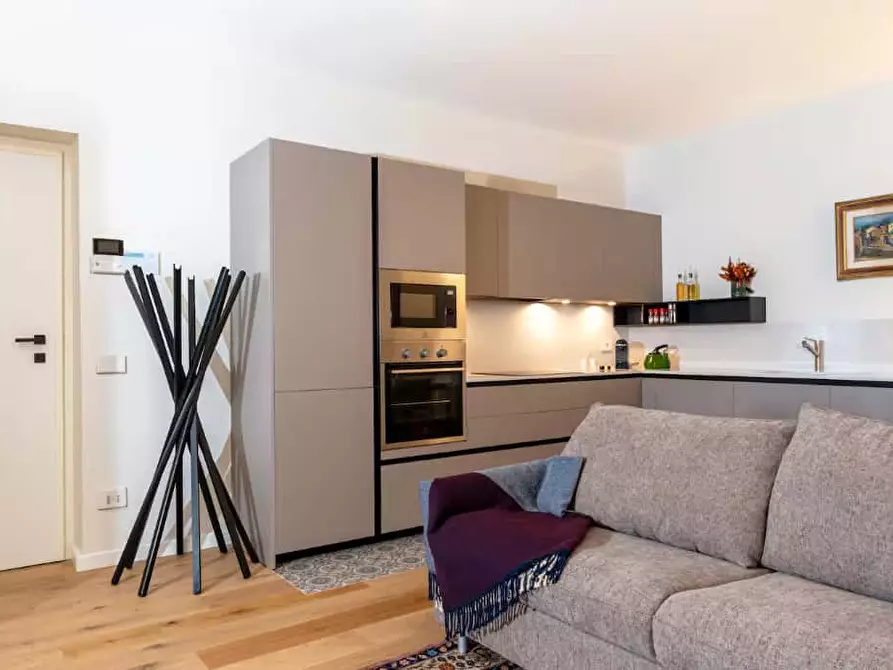 Immagine 4 di Appartamento in affitto  in Via Melzo28 a Milano