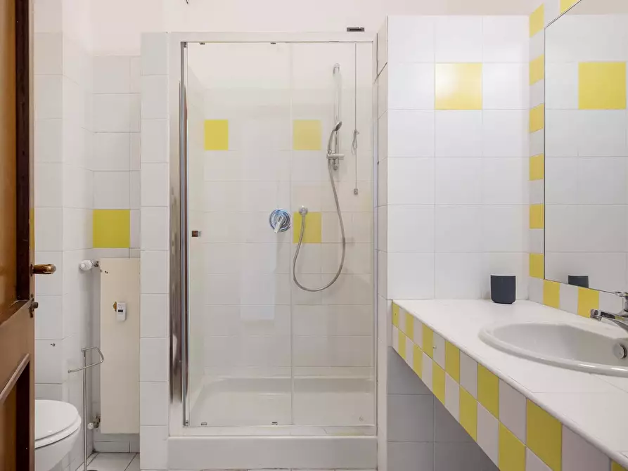 Immagine 9 di Camera in affitto  in Via Curtatone14 a Milano