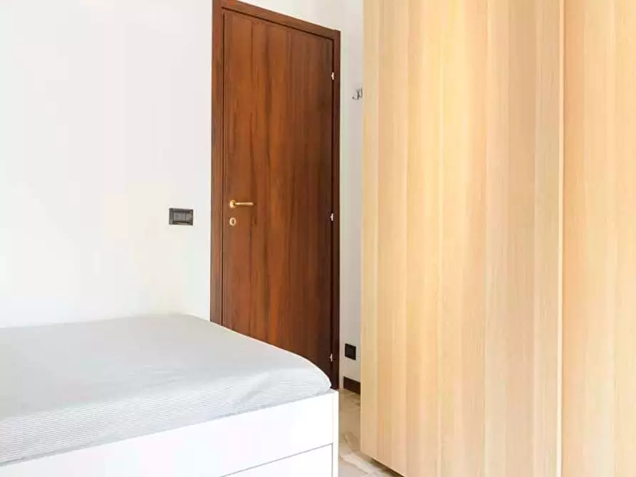 Immagine 5 di Camera in affitto  in Via Mecenate26 a Milano