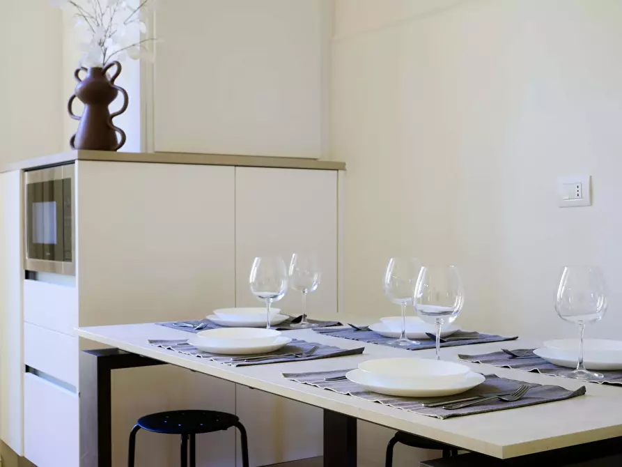 Immagine 3 di Appartamento in affitto  in Viale di Porta Vercellina2 a Milano