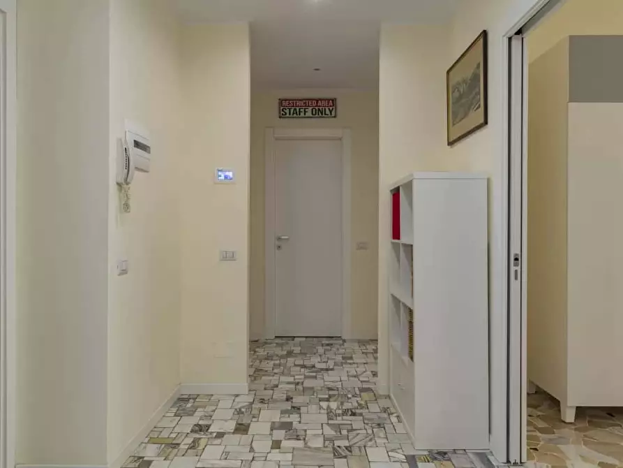 Immagine 32 di Appartamento in affitto  in Via Pietro Orseolo3 a Milano