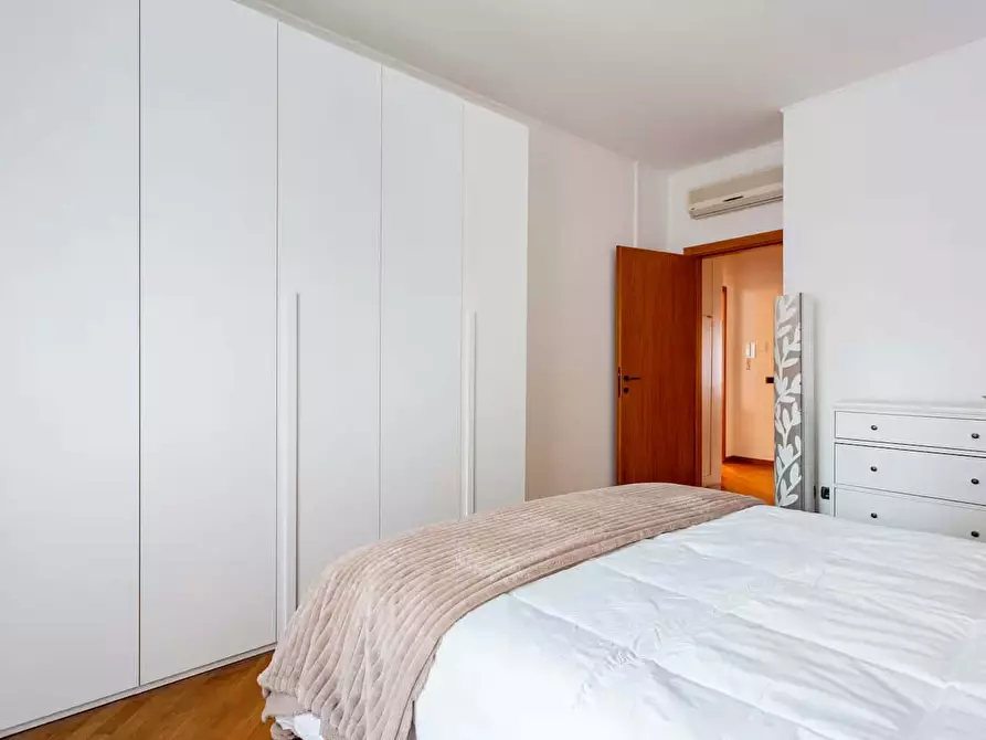Immagine 19 di Appartamento in affitto  in Via Ruggero di Lauria12 a Milano