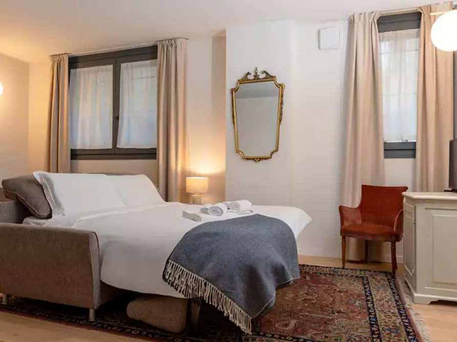 Immagine 1 di Appartamento in affitto  in Via Melzo28 a Milano