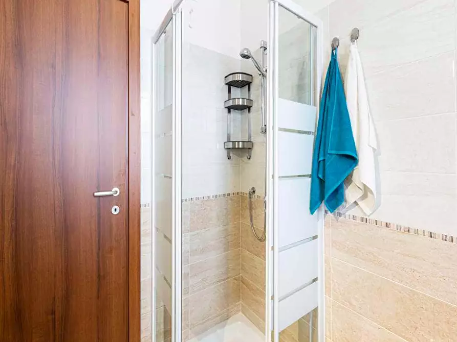 Immagine 16 di Camera in affitto  in Via Giuseppe Regaldi19 a Milano