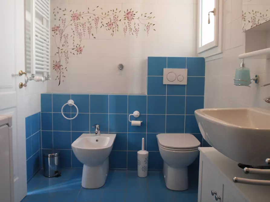 Immagine 10 di Appartamento in affitto  in Via d'Azeglio60 a Bologna