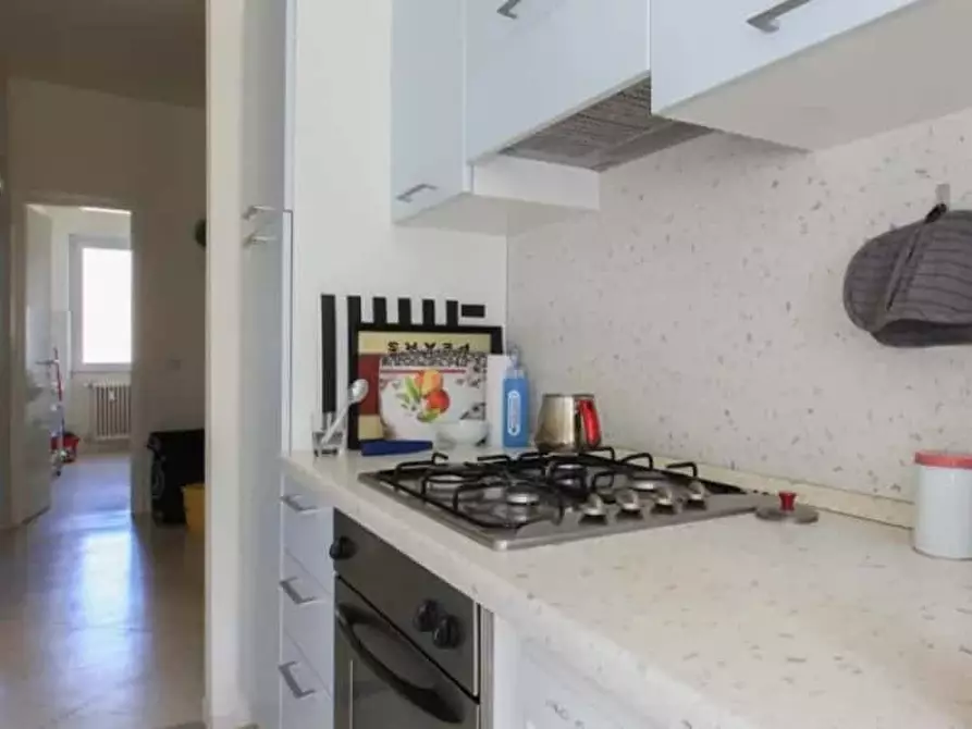 Immagine 12 di Camera in affitto  in Via Gentilino11 a Milano