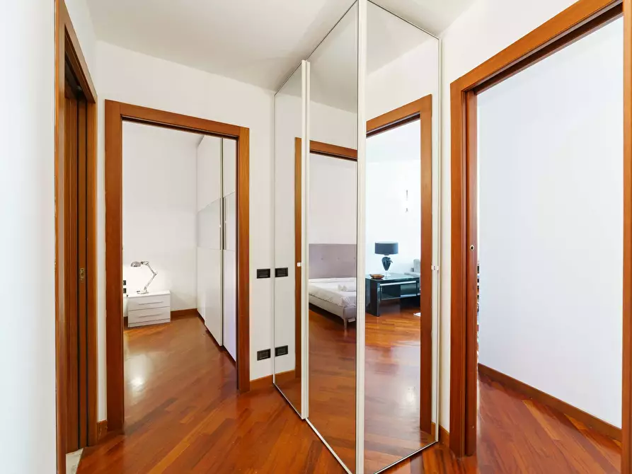 Immagine 49 di Appartamento in affitto  in Viale San Gimignano13 a Milano