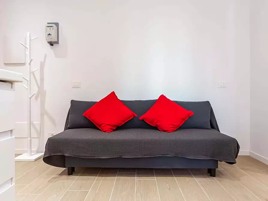 Immagine 45 di Appartamento in affitto  in Via Salasco5 a Milano