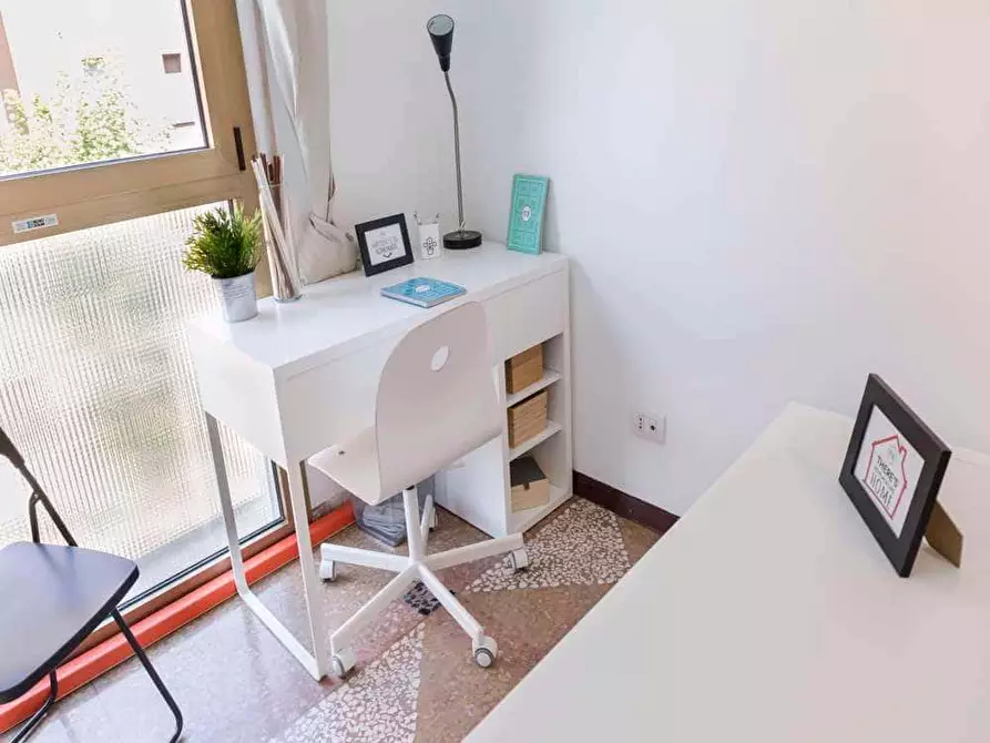 Immagine 7 di Camera in affitto  in Viale Giovanni Vicini20 a Bologna