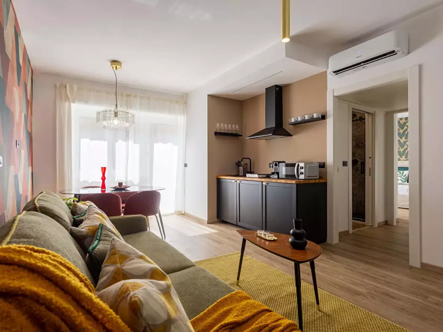 Immagine 2 di Appartamento in affitto  in Via Saluzzo59a a Roma