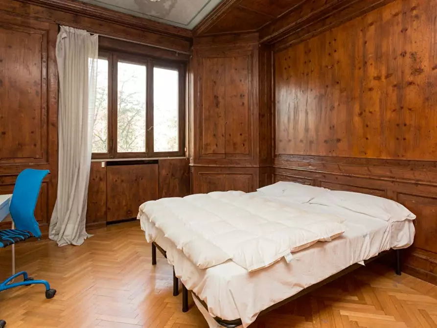 Immagine 2 di Camera in affitto  in Via Giovanni Segantini75 a Milano