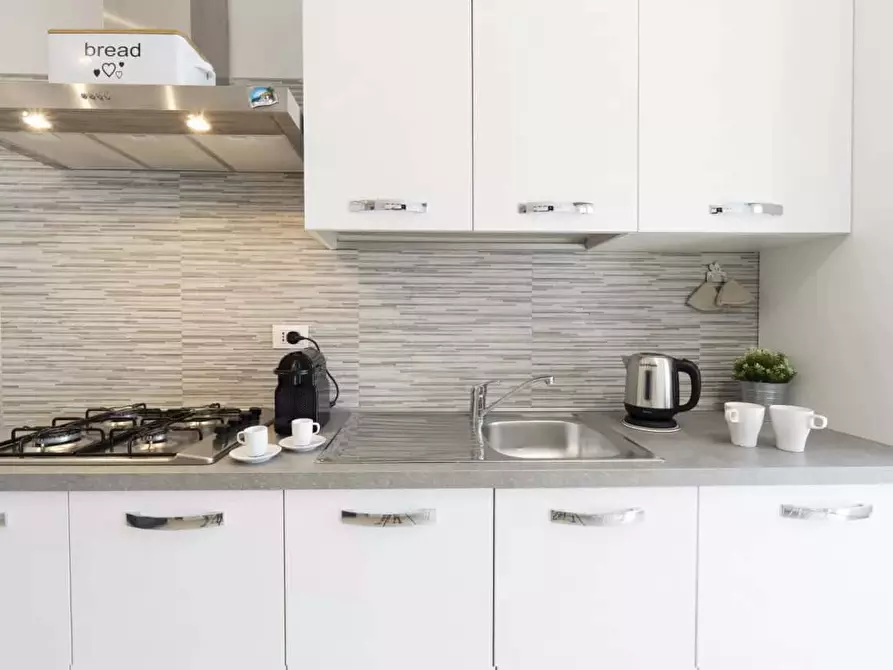 Immagine 16 di Appartamento in affitto  in Via Pasubio84 a Bologna