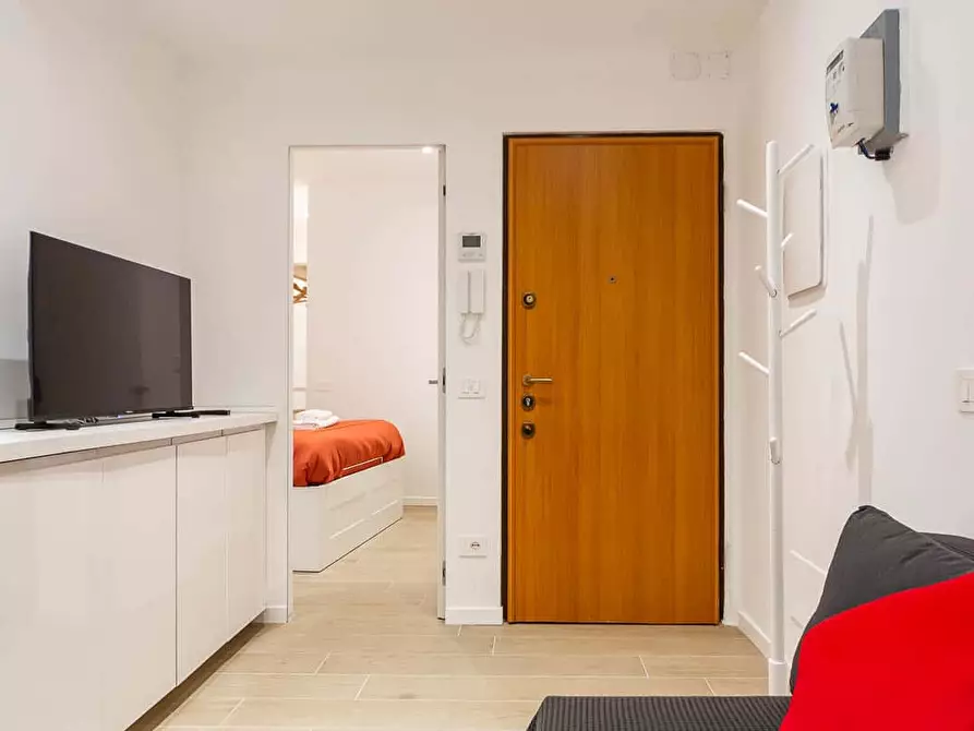 Immagine 39 di Appartamento in affitto  in Via Salasco5 a Milano