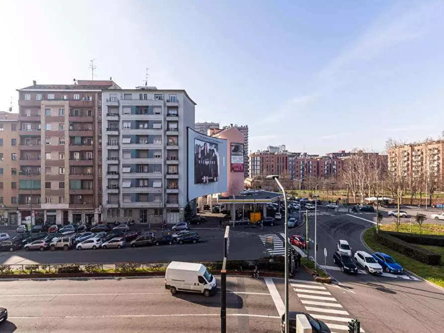 Immagine 13 di Camera in affitto  in Viale Lucania30 a Milano