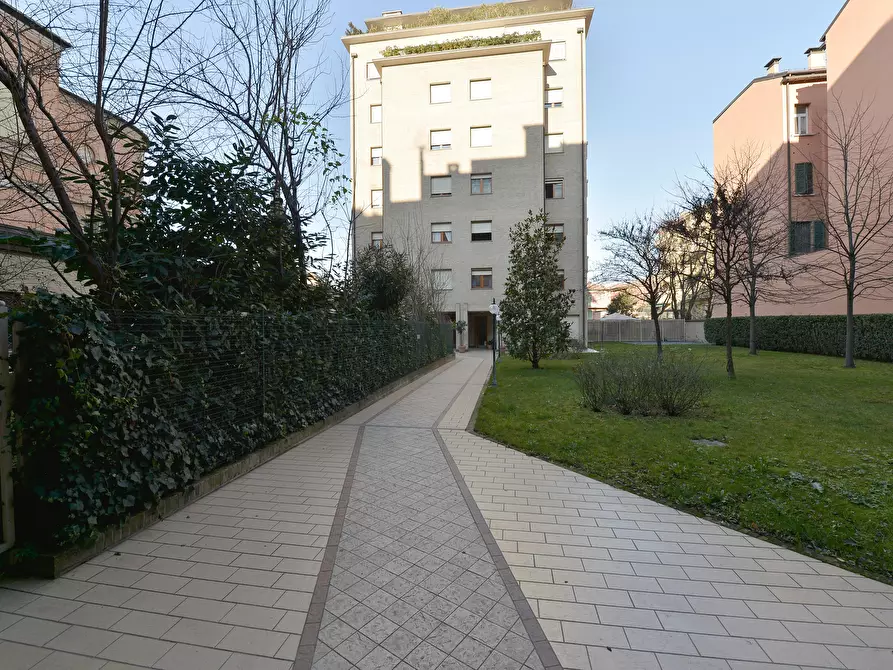 Immagine 27 di Appartamento in affitto  in Via Battindarno13 a Bologna