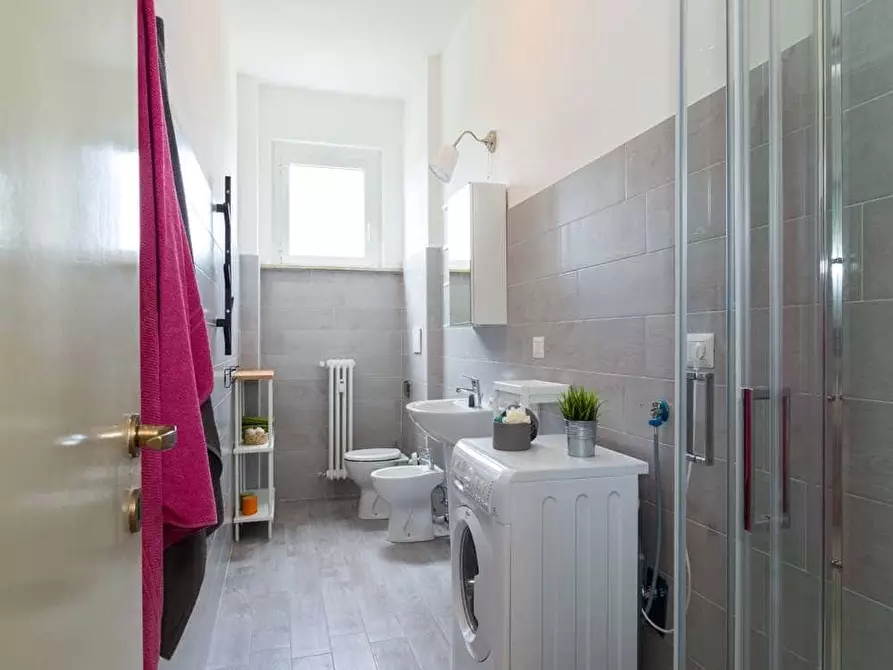 Immagine 24 di Camera in affitto  in Via Ginestre10 a Buccinasco