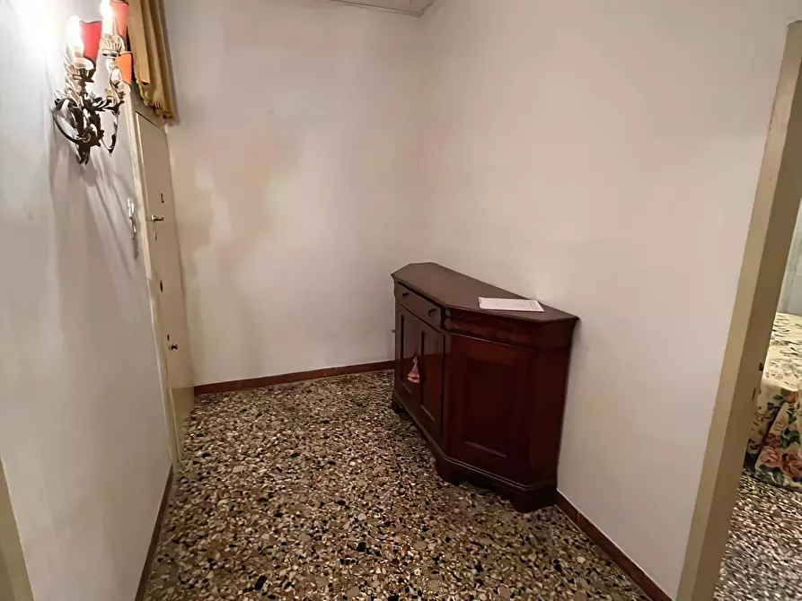 Immagine 5 di Appartamento in affitto  in Santa Croce896 a Venezia