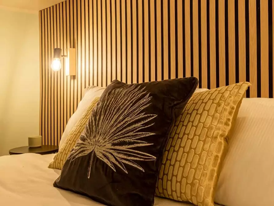 Immagine 18 di Appartamento in affitto  in Via Duccio Galimberti10 a Roma