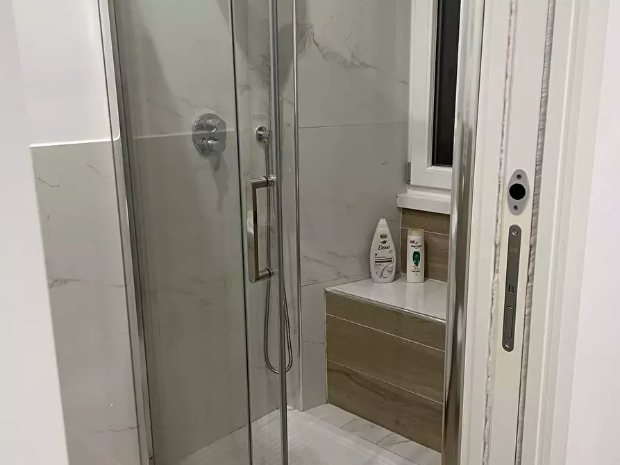 Immagine 14 di Appartamento in affitto  in Via Plinio22 a Roma