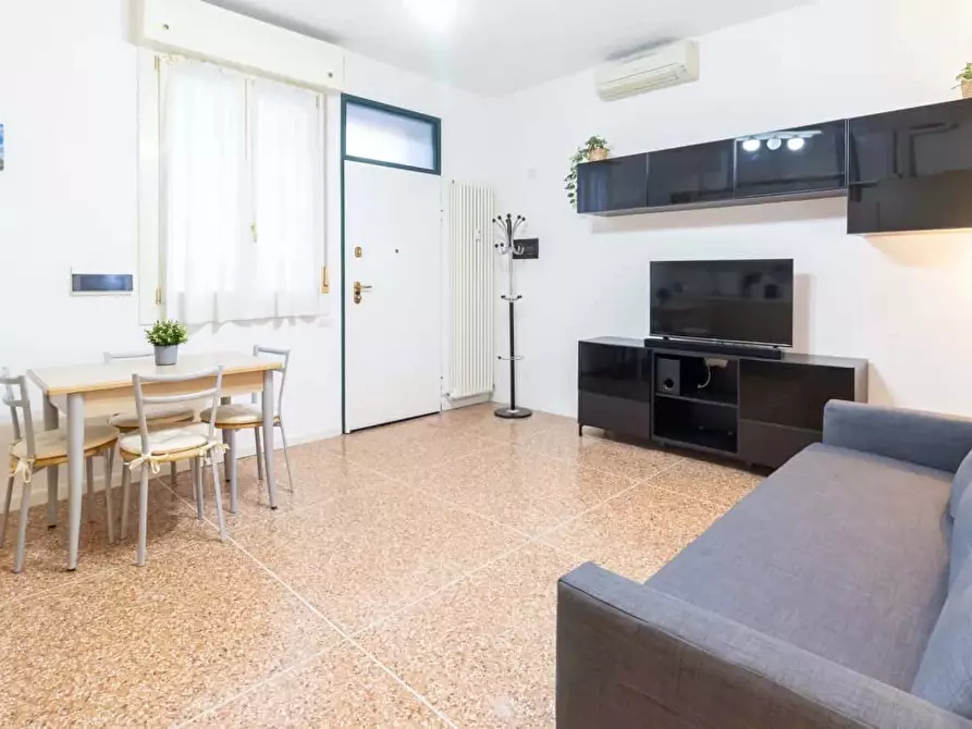 Immagine 10 di Appartamento in affitto  in Via Giuseppe Gaspari2 a Casalecchio Di Reno