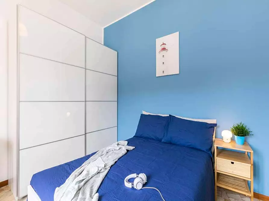 Immagine 2 di Camera in affitto  in Via Bir Acheim15 a Milano