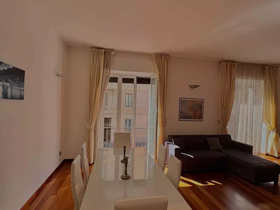 Immagine 5 di Camera in affitto  in Via Giosuè Carducci21 a Milano