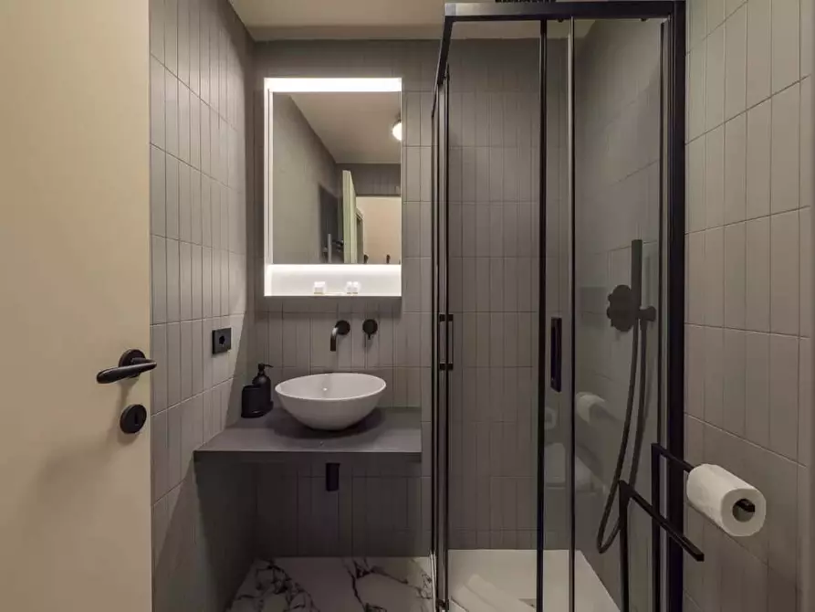 Immagine 19 di Appartamento in affitto  in Viale Coni Zugna9 a Milano