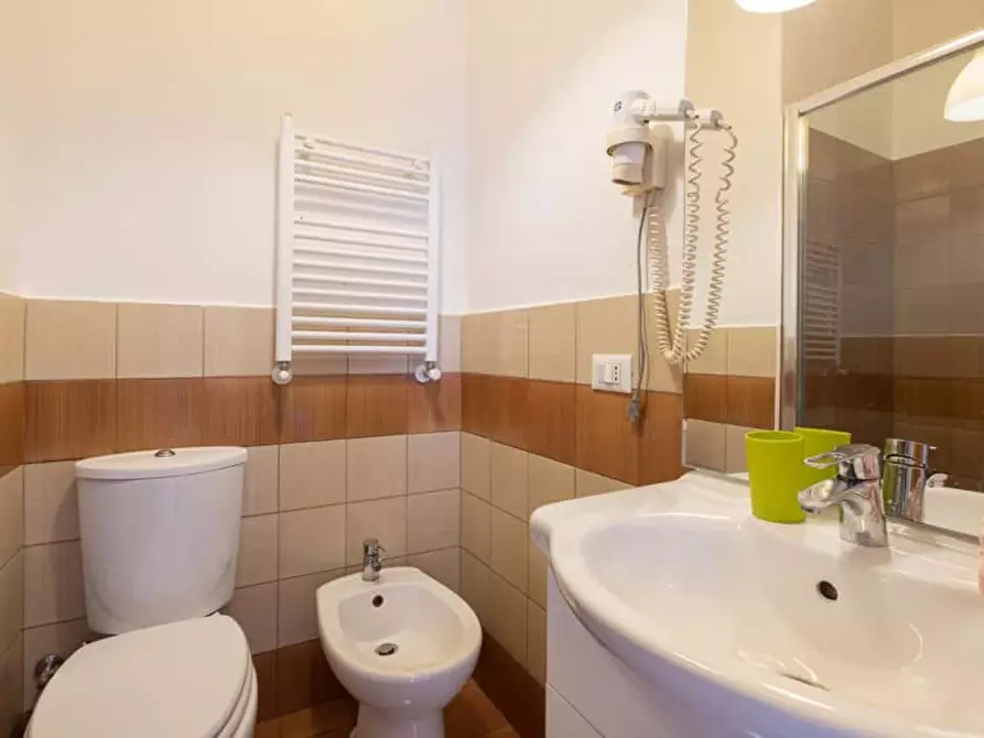 Immagine 6 di Camera in affitto  in Viale Regina Margherita199 a Roma