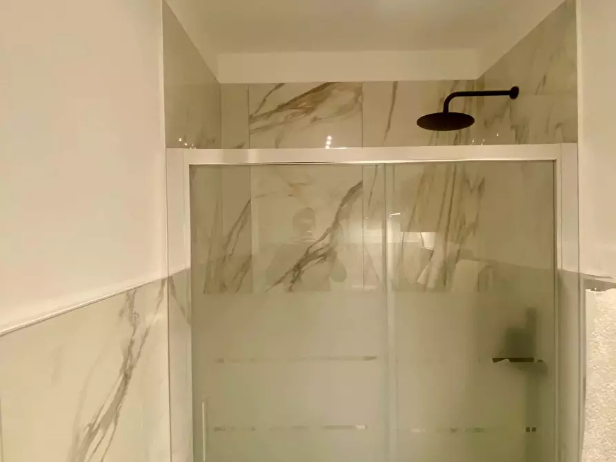 Immagine 34 di Camera in affitto  in Via Cascina Barocco13 a Milano