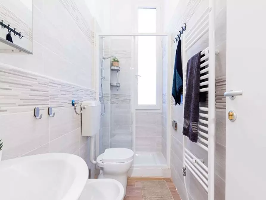 Immagine 20 di Camera in affitto  in Viale Alfredo Oriani26 a Bologna