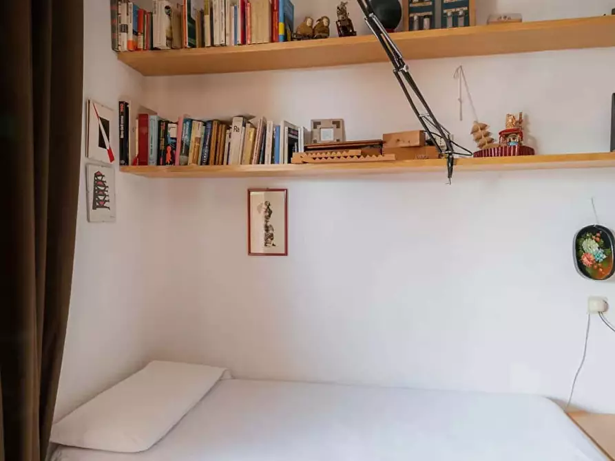 Immagine 10 di Appartamento in affitto  in Via Mandron1 a Dorsino