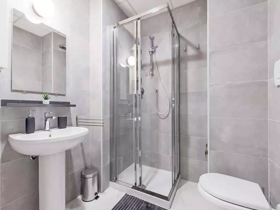 Immagine 10 di Camera in affitto  in Viale Bligny28 a Milano