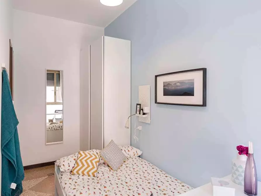 Immagine 1 di Camera in affitto  in Viale Giovanni Vicini20 a Bologna