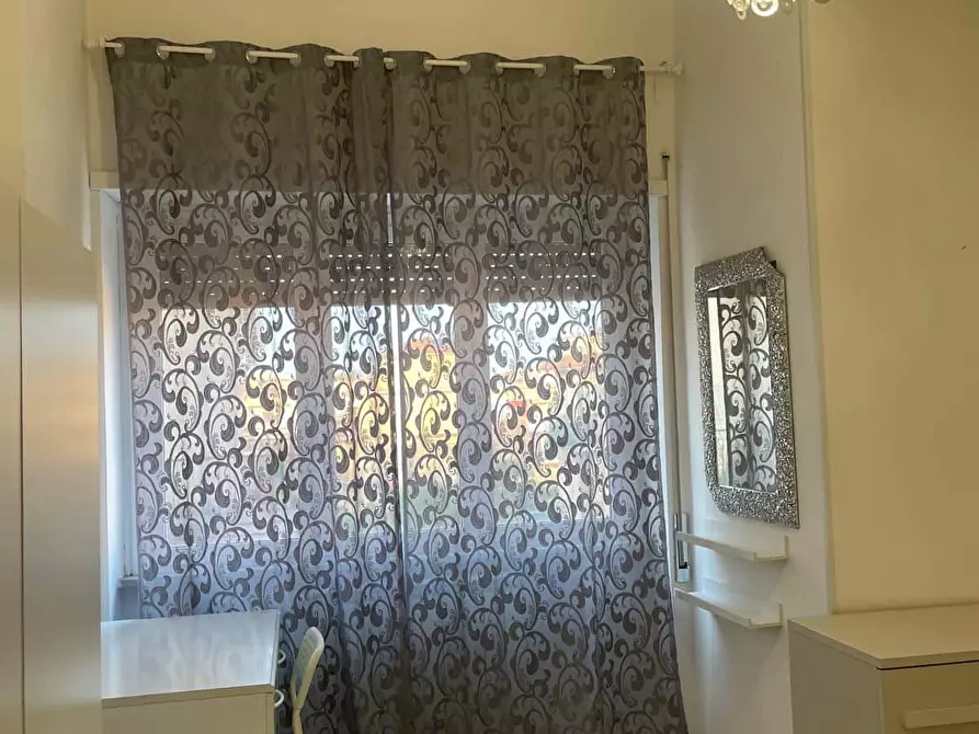 Immagine 9 di Camera in affitto  in Via Giuseppe Macchi78 a Roma