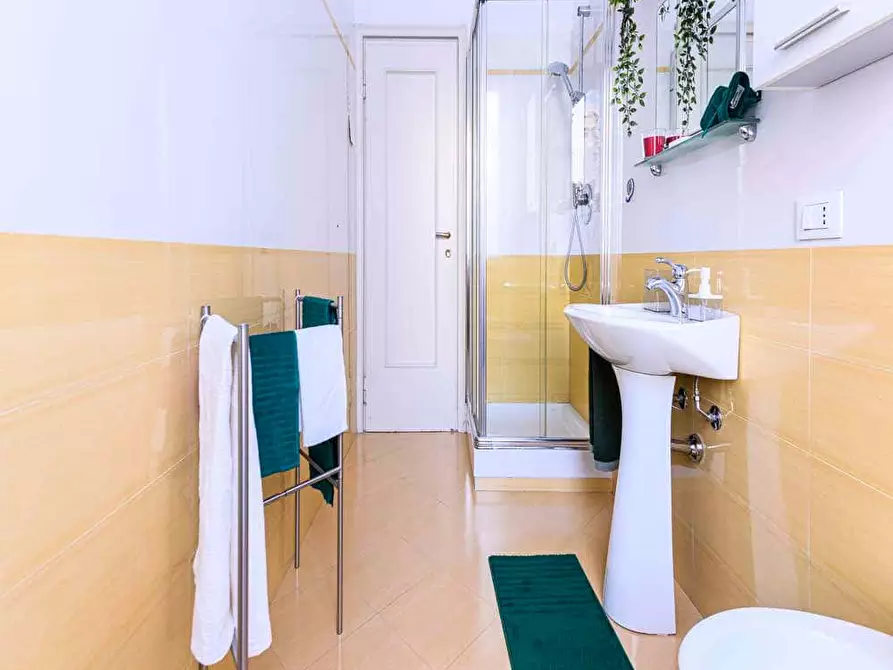 Immagine 19 di Camera in affitto  in Piazzetta Guastalla7 a Milano